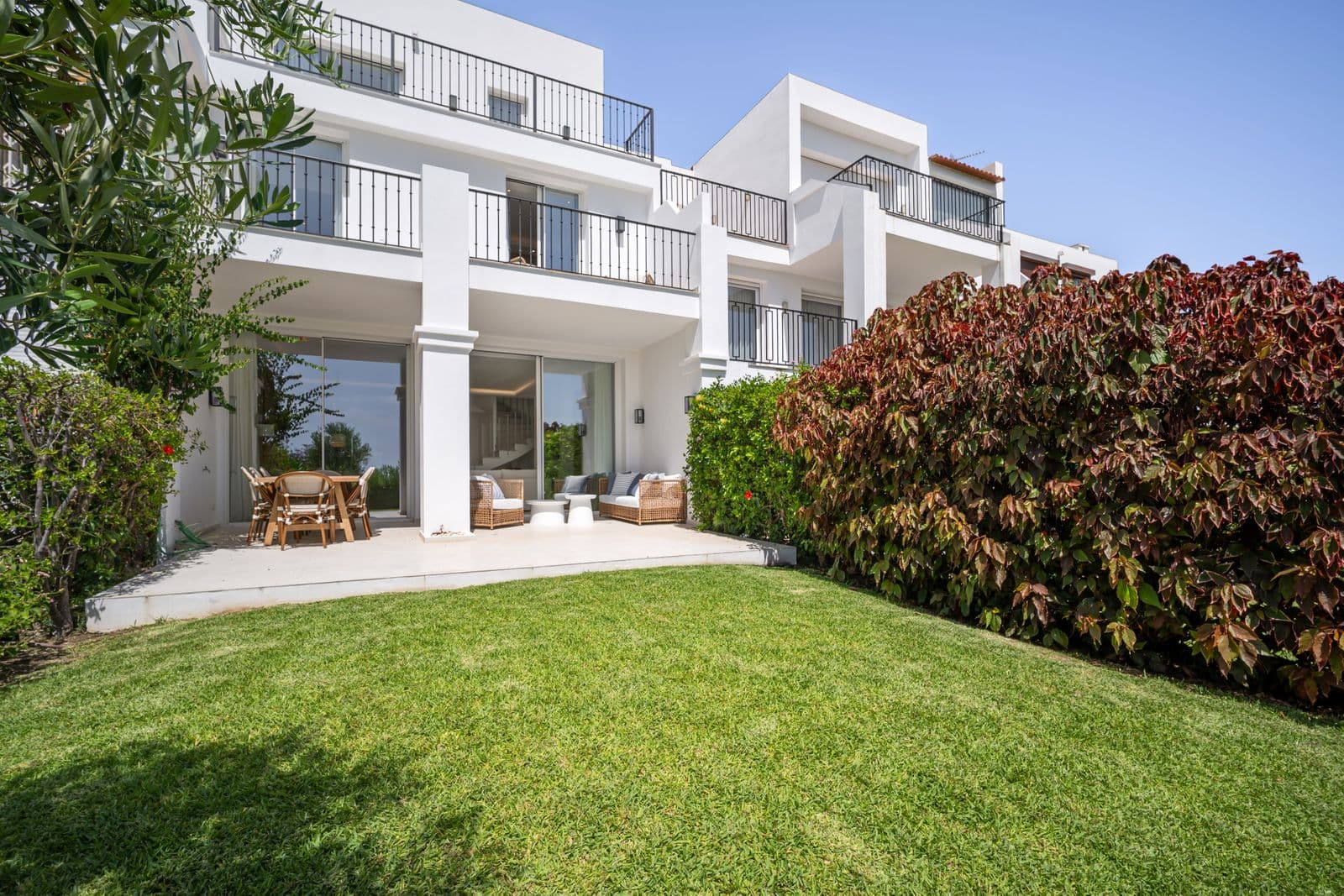 Townhouse met 4 slaapkamers en 5 badkamers in La Quinta