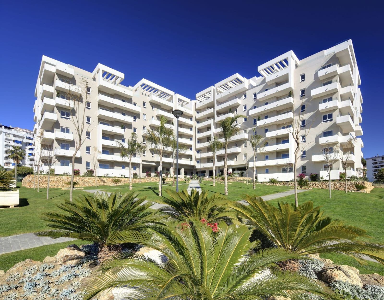 Apartment with 3 bedrooms and 2 bathrooms in Nueva Andalucía