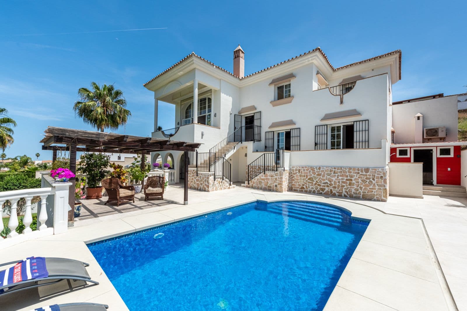 Villa met 5 slaapkamers en 3 badkamers in Mijas
