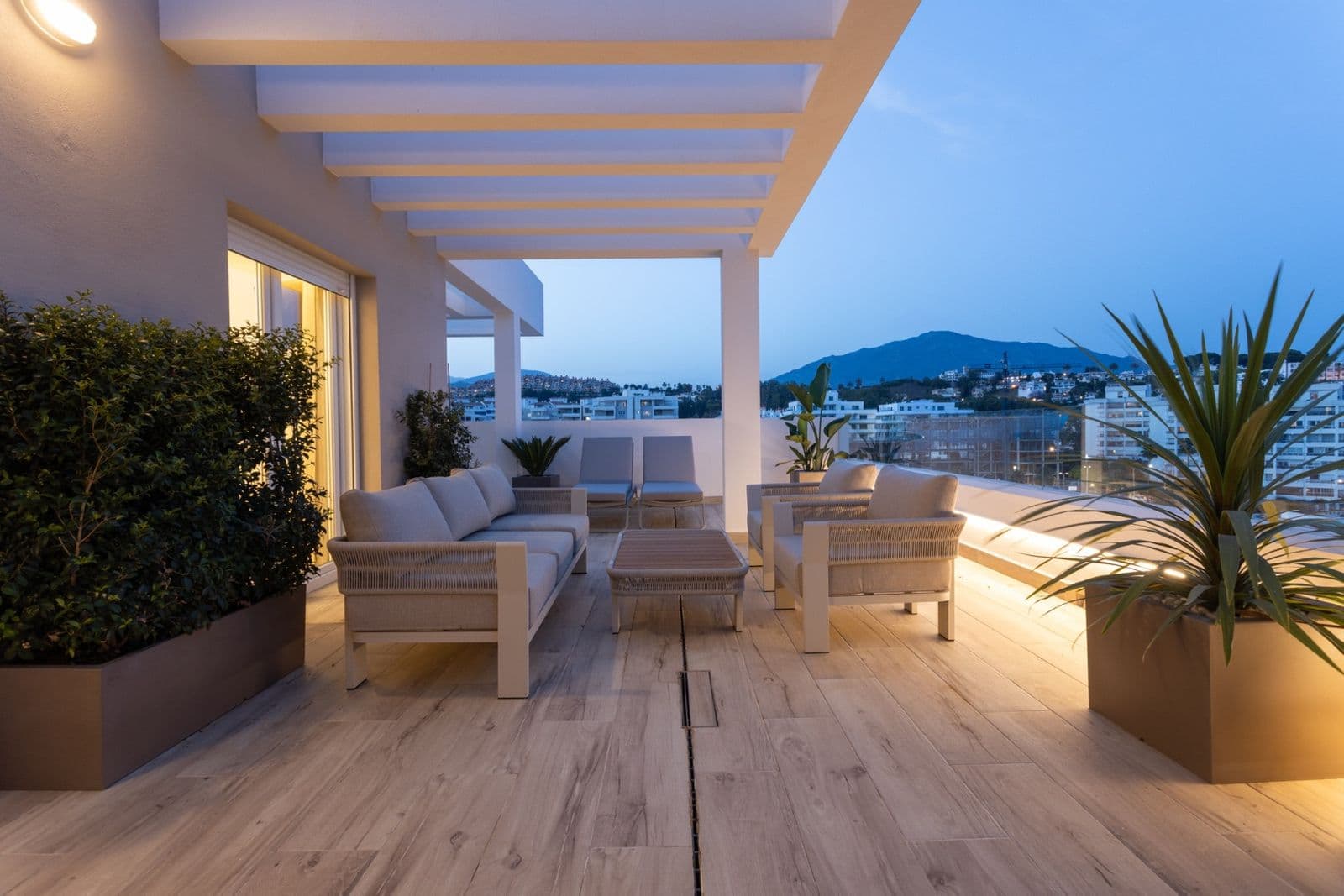 Apartment in Nueva Andalucía