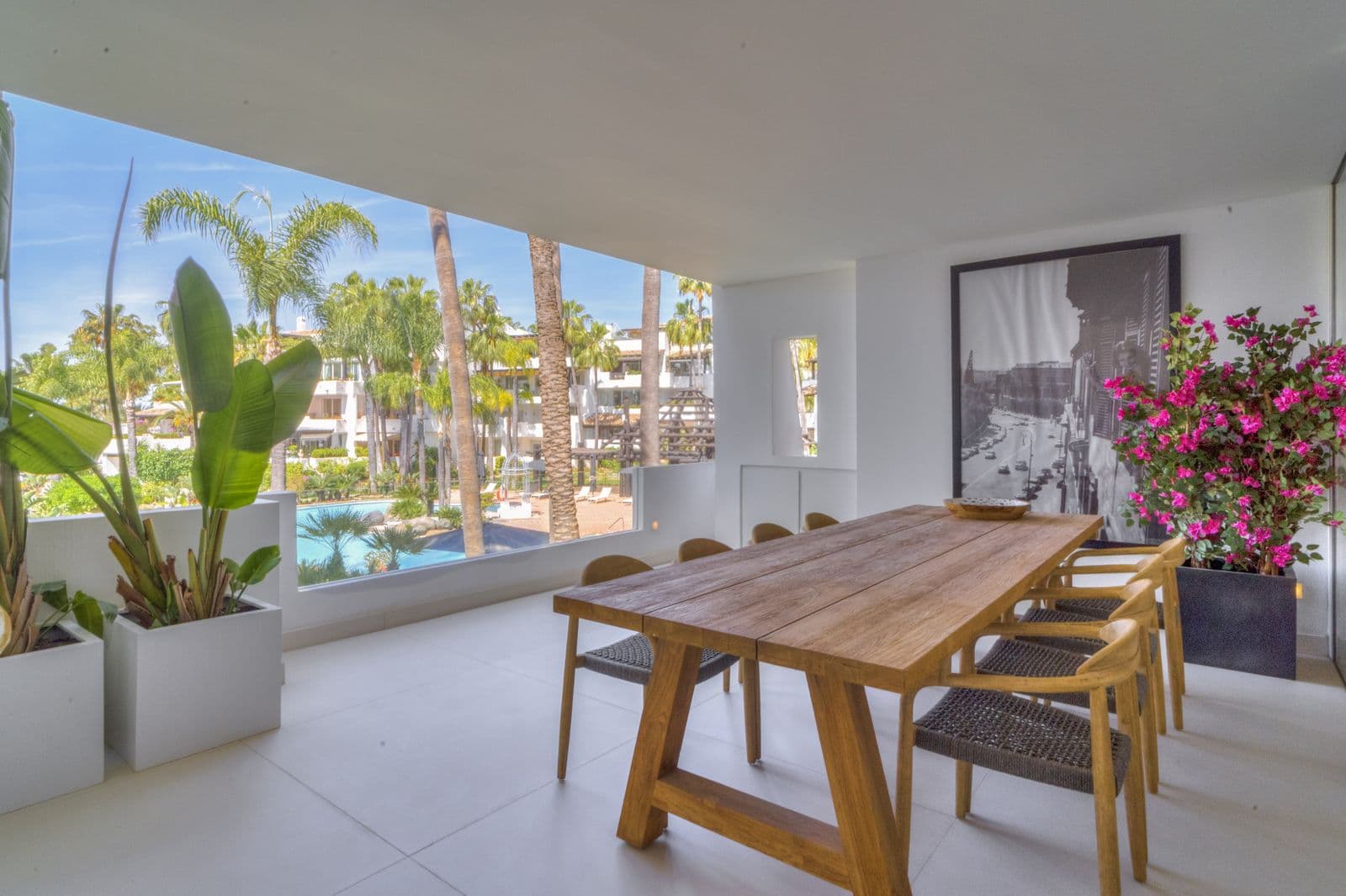 Apartment in The Golden Mile, 3 bedrooms and 3 bathrooms