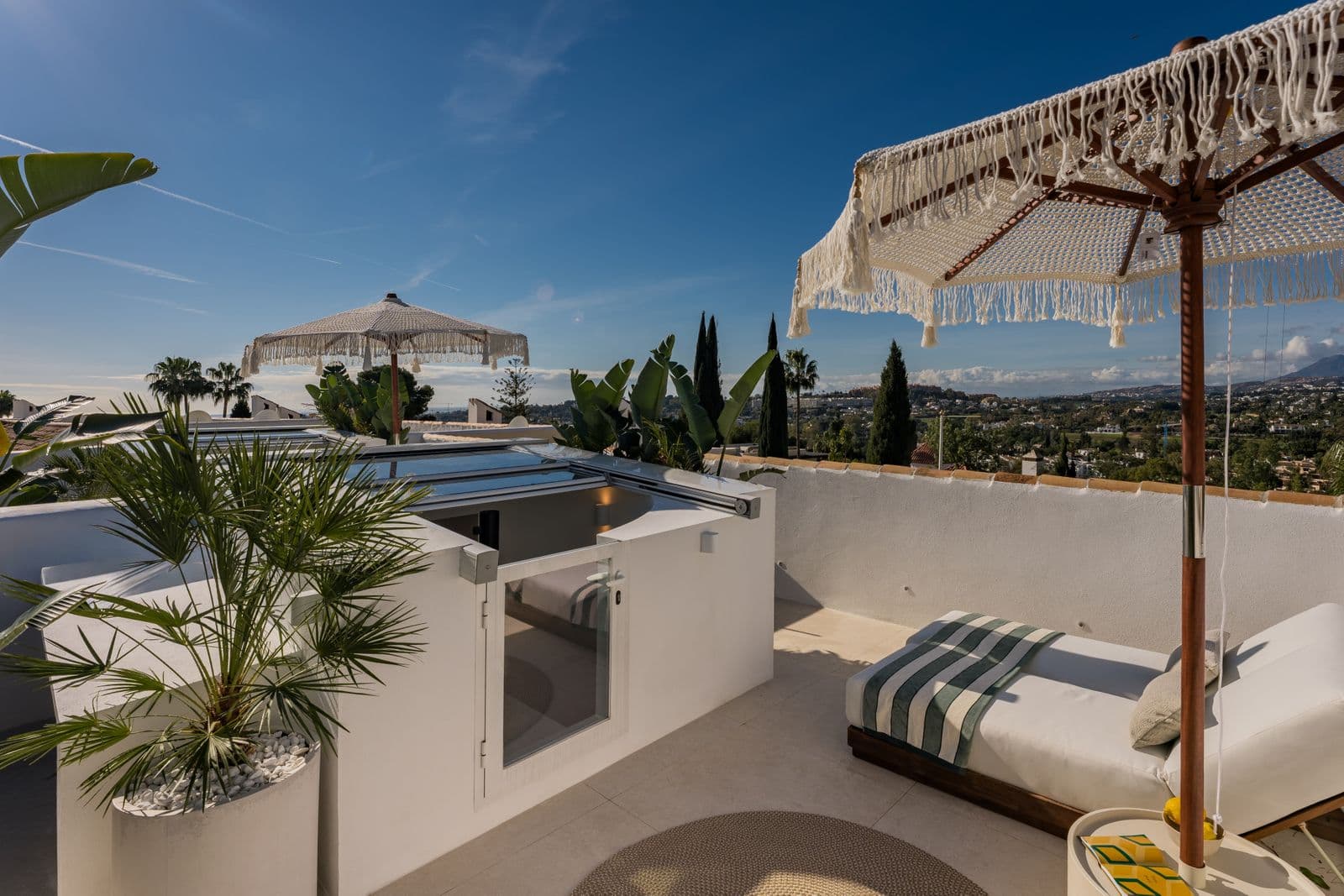 Townhouse in Nueva Andalucía, 3 bedrooms and 3 bathrooms