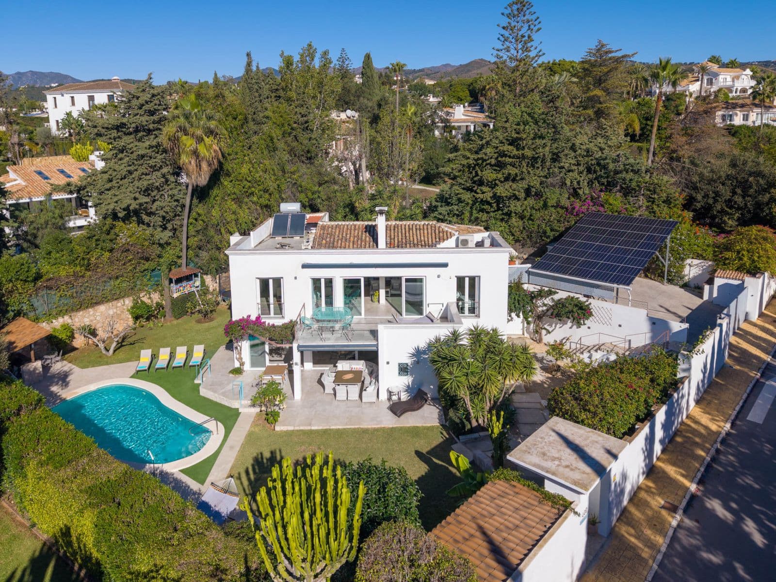 Villa in El Rosario, 6 bedrooms and 5 bathrooms