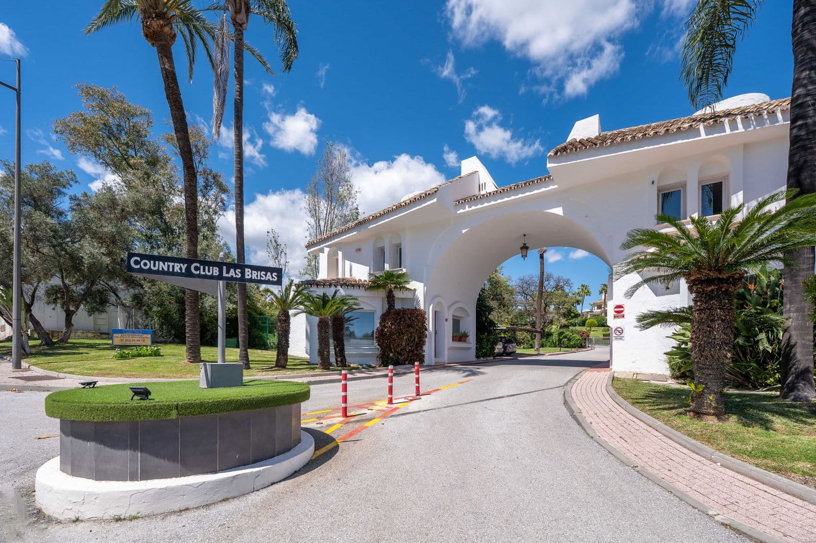Apartment in Nueva Andalucía