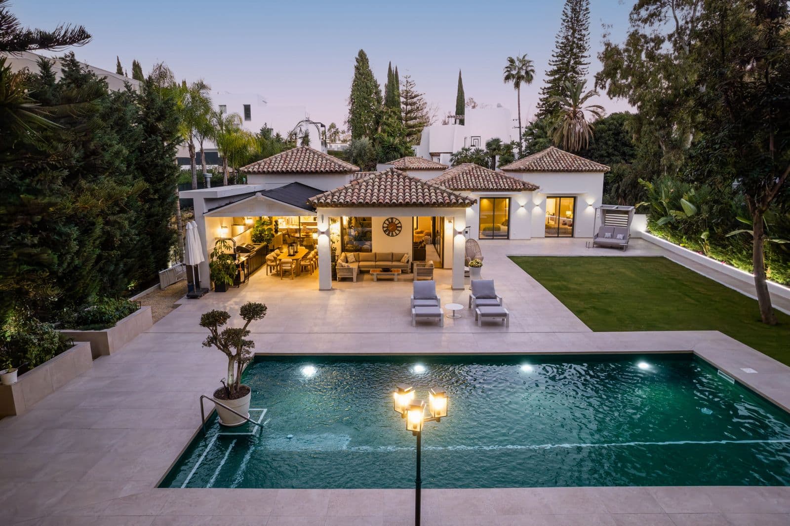 Villa in Nueva Andalucía