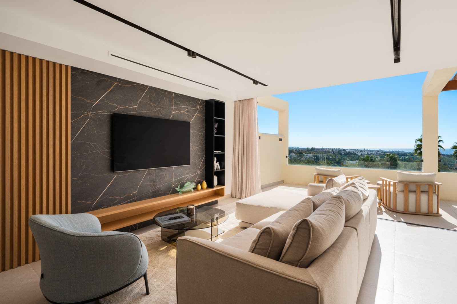 Apartment in Nueva Andalucía