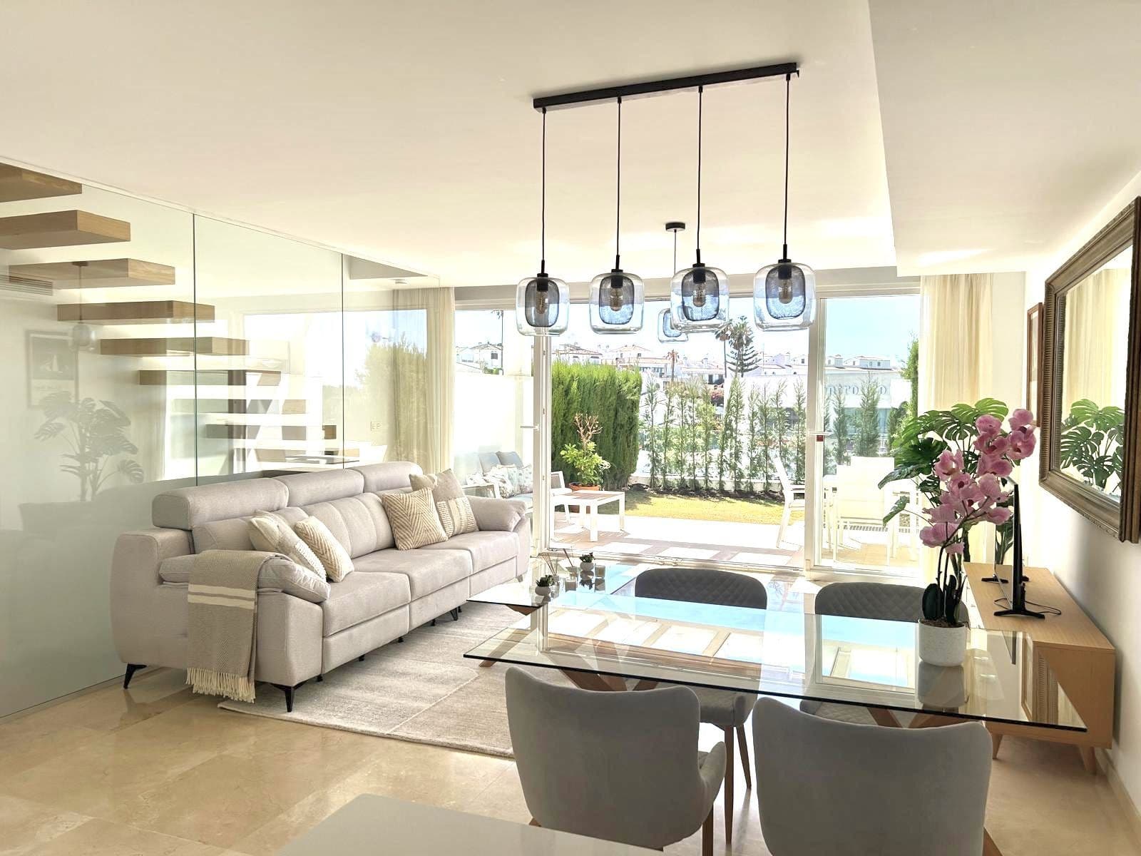 Townhouse in Calahonda, 3 bedrooms and 3 bathrooms